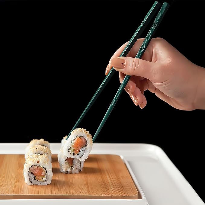 YFWOOD 5 Pairs Fiberglass Chopsticks, Dishwasher Safe Reusable Chopsticks, Non Slip Japanese Style Chop Sticks, 9.5 Inch - Green
