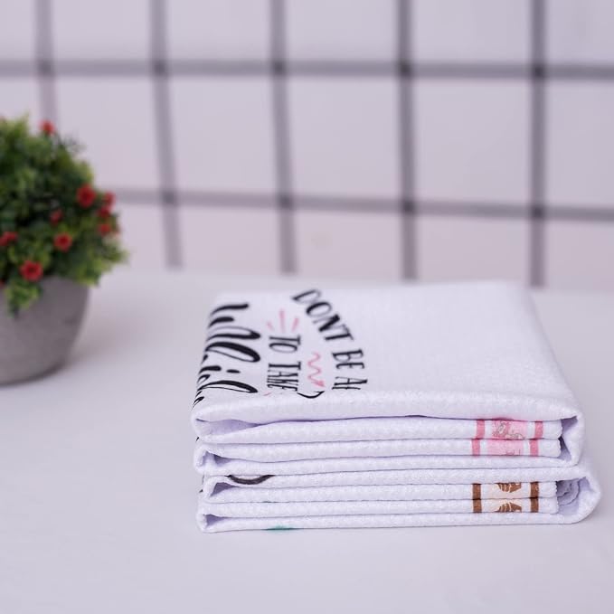 LXOMILL Funny Kitchen Towels, Baking Gifts for Women, Baker Gift