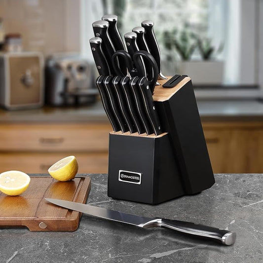 Black Knife Set, 15-Piece Knife Block Set with Built-in Sharpener Scissors for Kitchen, Dishwasher Safe Knives set Ideal Present for Family & Restaurant