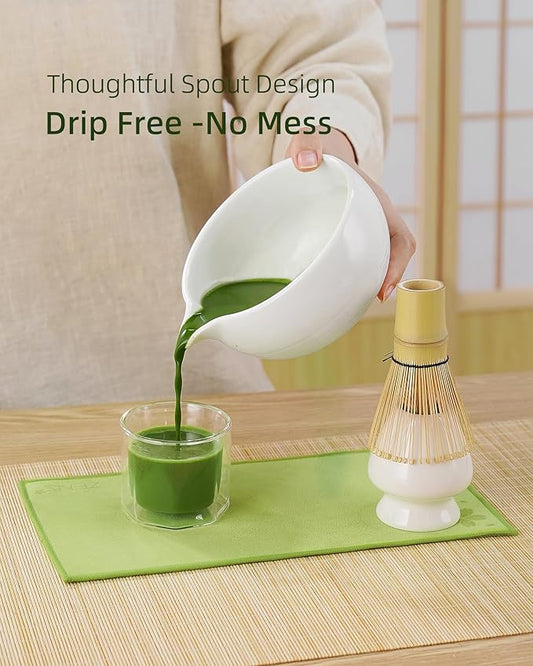 ZENS Matcha Whisk Set, 5pcs Matcha Kit Set Includes Ceramic Bowl, Bamboo Whisk and Chasen Holder, Scoop & Tea Mat,Matcha Tea ceremony Gift for Matcha Lovers, White