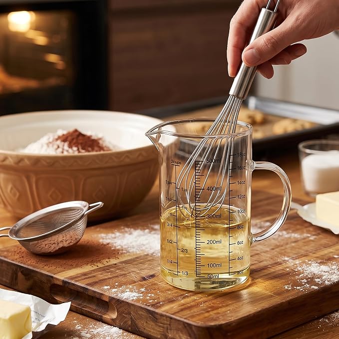 18 oz/500ml Glass Measuring Cup,OLULU 2 Cup Liquid Measuring Cup with 3 Measurement Scales (Cup/Oz/ml), Borosilicate Glass Measuring Cup with Handle & Spout for Baking, Cooking