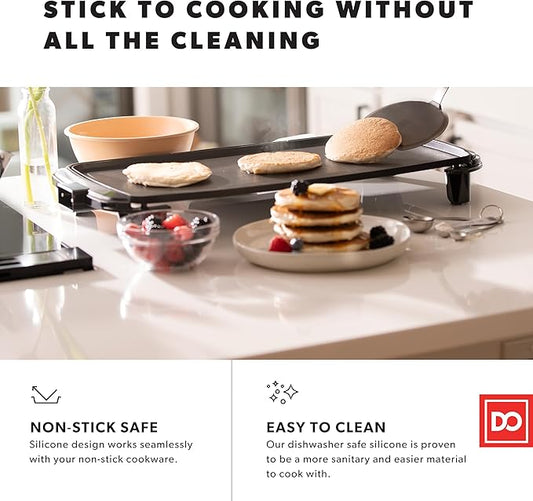 Silicone Turner Pancake Spatula - Nonstick Cookware Safe 600°F Heat-Resistant Flexible & Thin Cooking Flipper for Eggs - Reinforced Stainless Steel Core - BPA Free & Dishwasher Safe by DI ORO