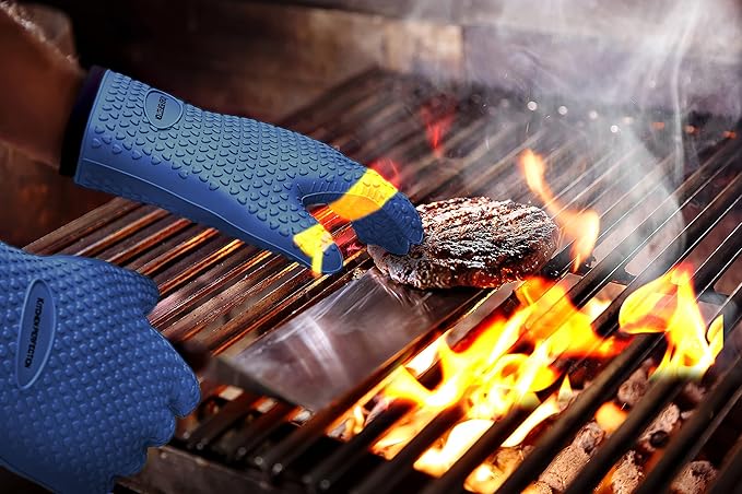 KITCHEN PERFECTION S Silicone Smoker BBQ Gloves - Heat Resistant Oven Mitts | Waterproof, 5-Finger Design For A Better Grip, for Pitmasters, Meat Smoking, Grilling, Cooking, Frying Turkey | Grill Gift