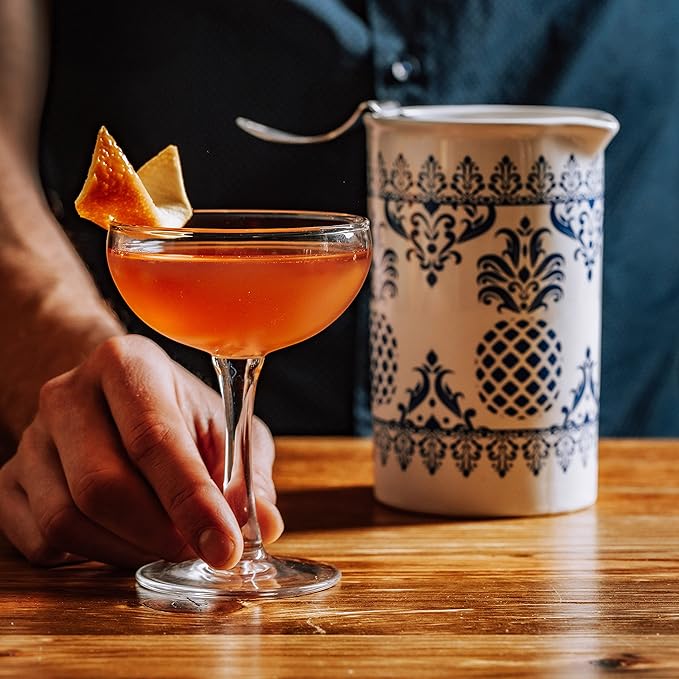 Piña Barware Seamless Professional Porcelain Mixing Glass – 600mL / 20oz (Traditional Blue Willow Pattern, 1)