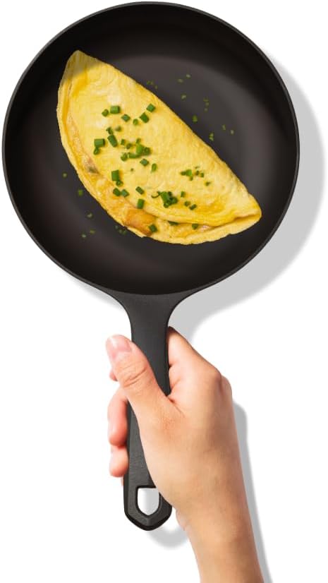 Field Company No.5 Cast Iron Chef Skillet – 7.5-Inch Curved Wall Egg Pan, Pre-Seasoned for 1–2 Servings, Lighter & Smooth, Made in USA