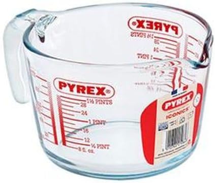 Pyrex Glass Measuring Jug