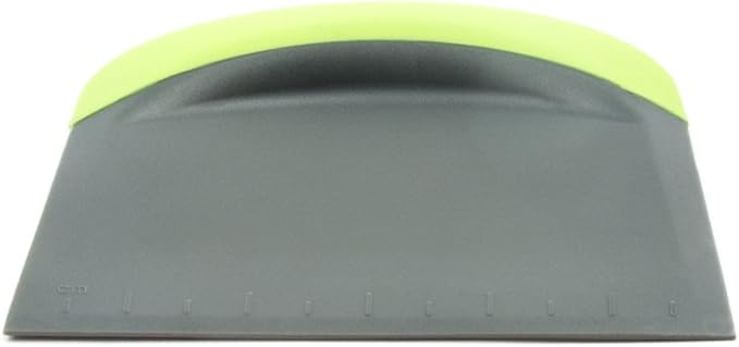 Fox Run Dough and Bowl Scraper, 4.75" Flat Edge Bench Scraper, Green | Durable & Dishwasher Safe Nylong & Silicone Bench Scraper | Easily Scrape Dough, Scrape Bowls & Cut Dough | Baking Gadget