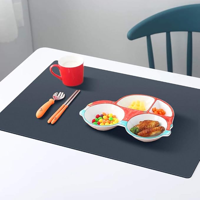 HomeDo Waterproof Silicone Placemats, Non-Stick Baking Mat, Non-Slip Dining Table Mat, Heat Resistant Insulation Countertop Protector Pads (Black, 11.81"x15.75"-4pack)