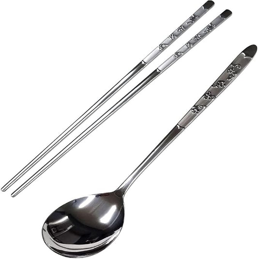 GARASANI Korean Traditional Cutlery Stainless Steel Spoons and Chopsticks Set (Silver Petal)