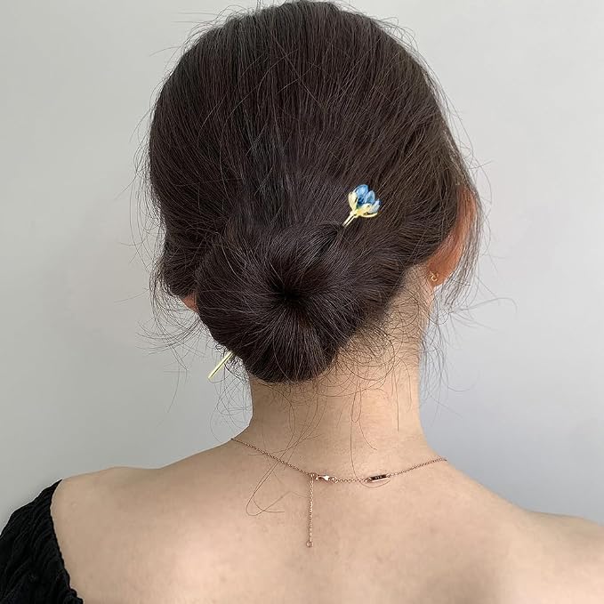 4PCS Lotus Hair Sticks for Buns, Vintage Retro Gold Metal Hair Sticks Pins Chinese Hanfu Asian Flower Hair Chopsticks Hairpins for Women Girls