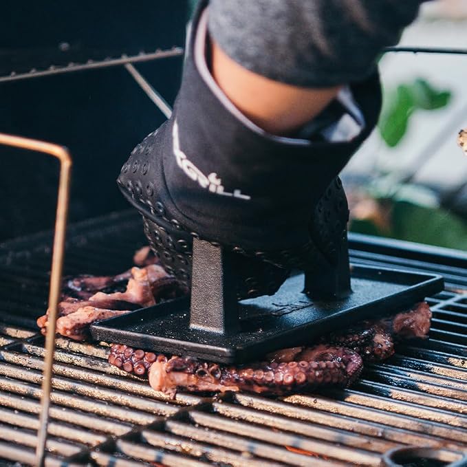 Nexgrill Silicone Oven Mitt, Heat-Resistant BBQ Glove with Hanging Loop, Non-Slip Grill Glove for Kitchen, Baking, and Outdoor Grilling, Black - 530-0025