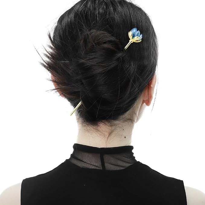 4PCS Lotus Hair Sticks for Buns, Vintage Retro Gold Metal Hair Sticks Pins Chinese Hanfu Asian Flower Hair Chopsticks Hairpins for Women Girls