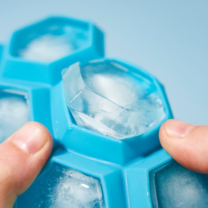 TrueZoo Iced Out Diamond Ice Tray, Easy Release Silicone Ice Mold for Whiskey, Cocktails, Spirits, Iced Tea, Beverages, Bar Cart Accessories, Kitchen & Home Bar Gifts, Set of 1, Blue