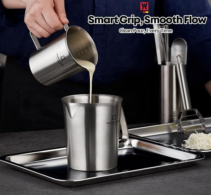 WAGENSTEIGER 18/8 Stainless Steel Measuring Cup: Metal Measuring Pitcher with Engraved Oz & ml Markings, Precision Pour Spout & Sturdy Handle – Baking, Coffee & Barista Use (1000ml / 33.8Oz)