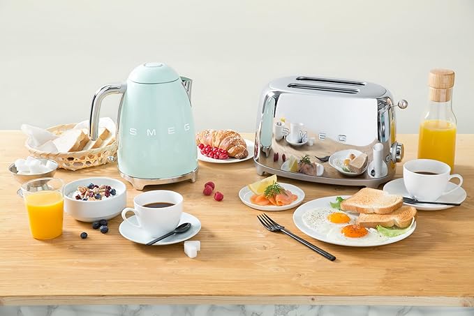 SMEG 2 Slice Toaster with 6 Presets and Defrost Function and Removable Crumb Tray TSF01SSUS, Stainless Steel
