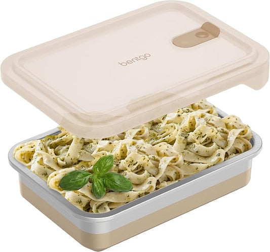 Bentgo MicroSteel Heat & Eat Container – Microwave-Safe, Leak-Proof, Easy-to-Clean, Lightweight Stainless Steel Reusable Food Storage with Airtight Silicone Lid (Dinner Size; 5.5-Cup Capacity; Gold)