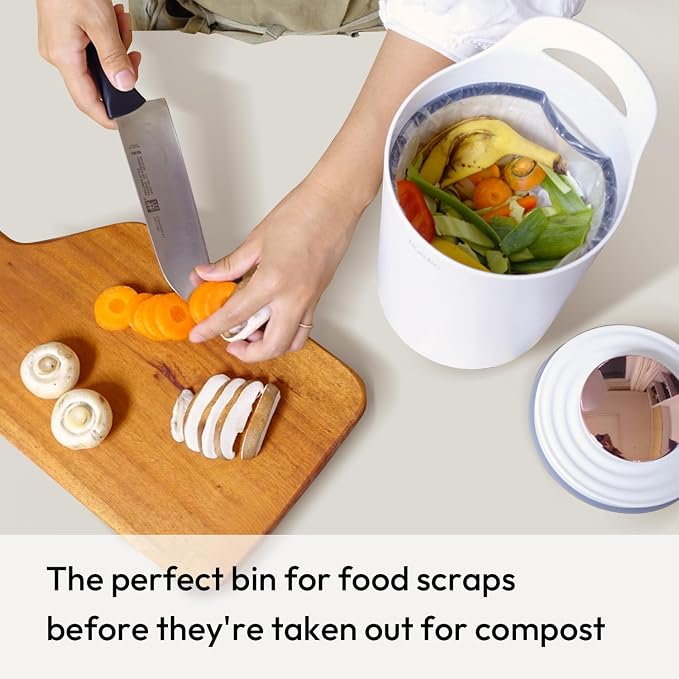 Carrotez Compost Bin for Kitchen Countertop, 0.8 Gallon (3 Liter) - White | Small Food Waste Bin with Lid, Odorless Vacuum Seal