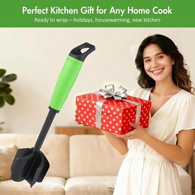Ourokhome Meat Chopper and Potato Masher, Heat Resistant Nylon Ground Beef Smasher for Hamburger, 5 Curved Blades Nonstick Safe Mixer & Stirrer, Practical Kitchen Gadgets, Green