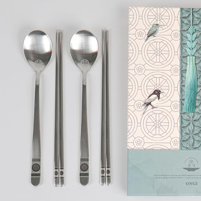 ONGI Korean Spoon and Chopstick 2 Set – Premium 18/10 Stainless Steel – Double Happiness Design – Gift-Ready – Made in Korea – Dishwasher Safe (Hee Pattern Silver 2 Set)