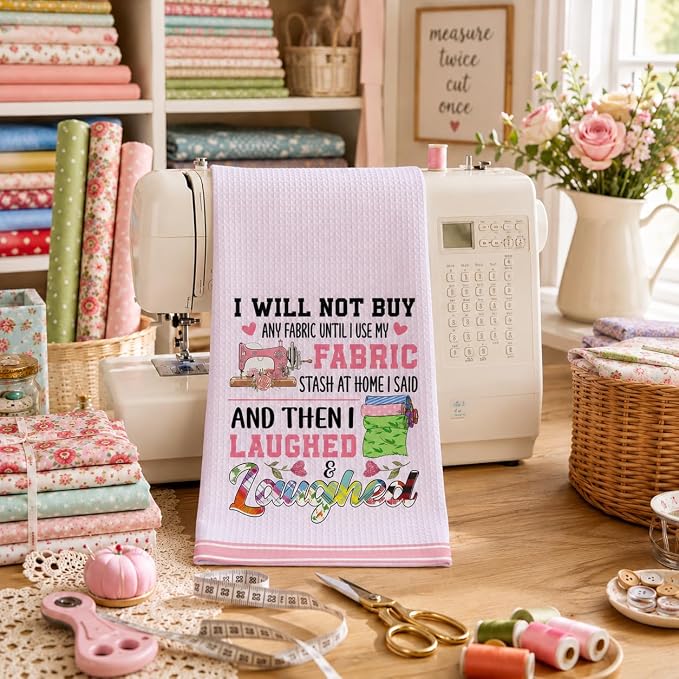 LXOMILL Quilting Gifts for Women, Funny Sewing Kitchen Towel for Quilters