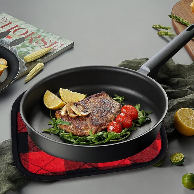 Joyhalo 4 Pack Pot Holders for Kitchen Clearance | Cotton Oven Holder with Great Heat Resistance, Potholders Sets for Kitchen, Countertops, Hot Pots and Pans, Black and Red