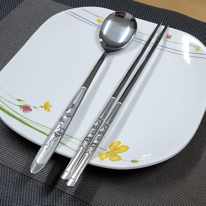 GARASANI Korean Traditional Cutlery Stainless Steel Spoons and Chopsticks Set (Silver Plum blossom)