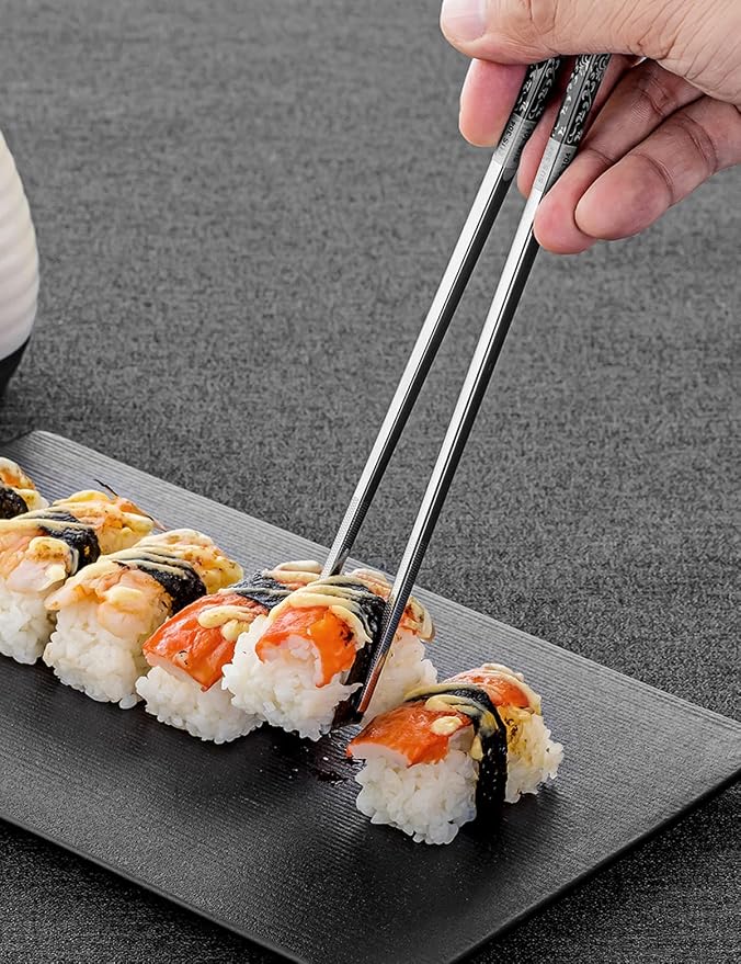 TINMARDA Metal Chopsticks Reusable, 3 Pairs Chop Sticks Reusable Dishwasher Safe, Titanium Plated Non-Slip Stainless Steel Chopsticks Present Set (Black Silver)