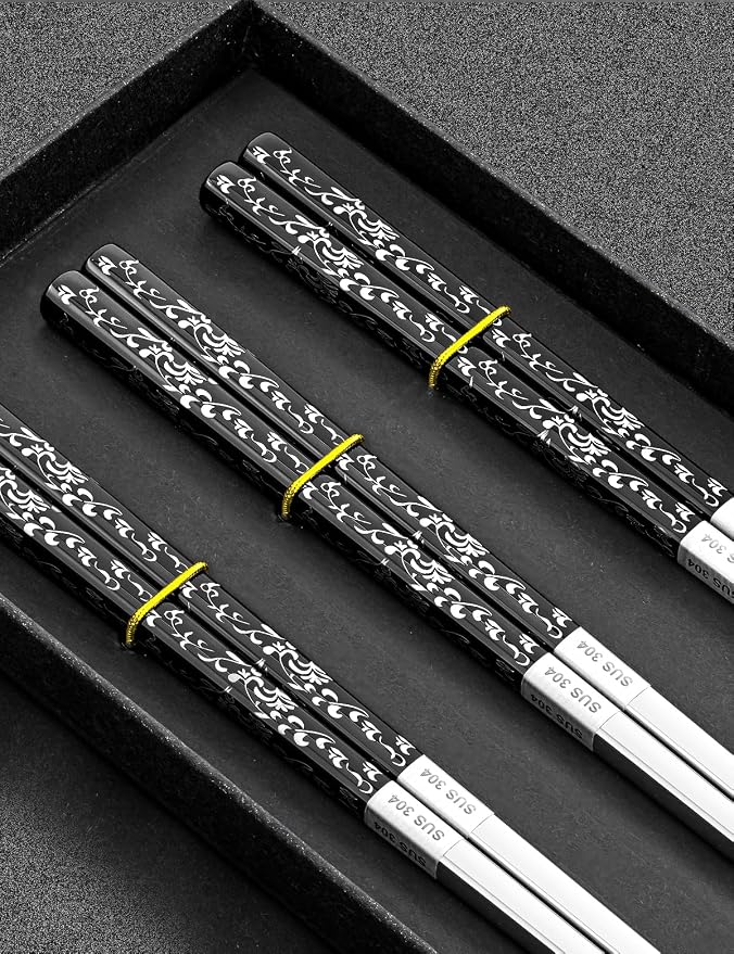 TINMARDA Metal Chopsticks Reusable, 3 Pairs Chop Sticks Reusable Dishwasher Safe, Titanium Plated Non-Slip Stainless Steel Chopsticks Present Set (Black Silver)