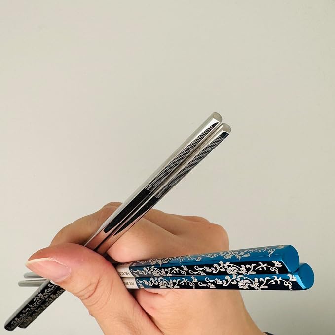 1Pairs Metal Chopsticks 304 Stainless Steel Chopsticks Set,Flower Metal Chop sticks Reusable, Dishwasher Safe,Anti-slip ,9.25inch (Blue)