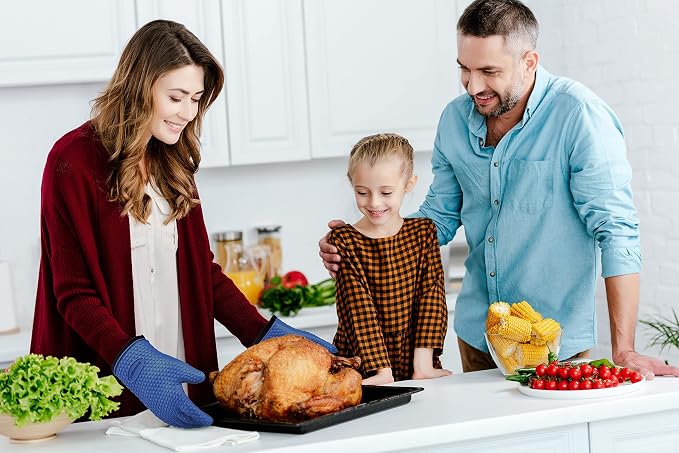 KITCHEN PERFECTION XL Silicone Smoker BBQ Gloves -Heat Resistant Oven Mitts | Waterproof, 5-Finger Design For A Better Grip, for Pitmasters, Meat Smoking, Grilling, Cooking, Frying Turkey | Grill Gift