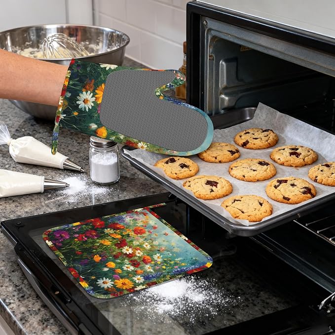 Vintage Oil Painting Flower Field Oven Mitts and Pot Holders (4PCS),Heat Resistant Non-Slip Silicone Kitchen Gloves for Cooking, Baking, BBQ Waterproof Kitchen Accessories