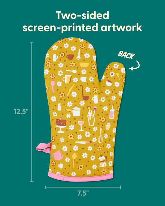Blue Q No. I Will Never Want Your Help. Funny Oven Mitts - Cute Oven Mitts, Home Kitchen Gifts, Cooking Accessories, Super-Insulated Quilting, Natural-Fitting Shape, 100% Cotton, Size 12.5"L x 7.5"W