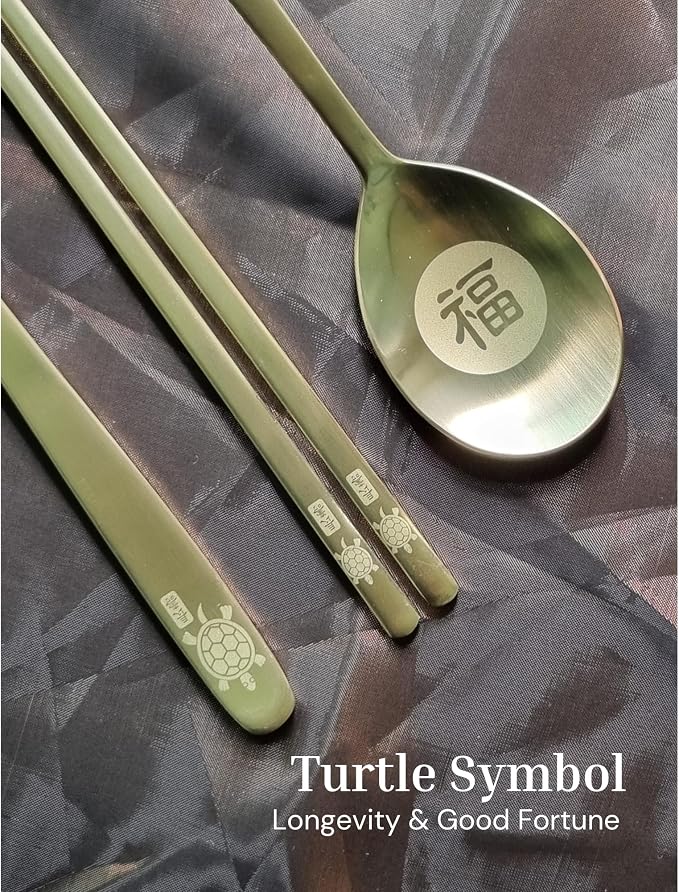 ONGI Korean Spoon and Chopsticks Set, Flat Korean Chopsticks, Premium 18/10 Stainless Steel, Turtle Symbol Design, Made in Korea, Dishwasher Safe, Meaningful Korean Gift (TT Gold 2 Set)