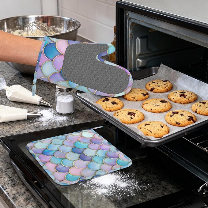 Pink Mermaid Scales Heat-Resistant Silicone Oven Mitts and Pot Holders,Long Oven Gloves with Non-Slip Grip for Cooking, Baking, Grilling,BBQ