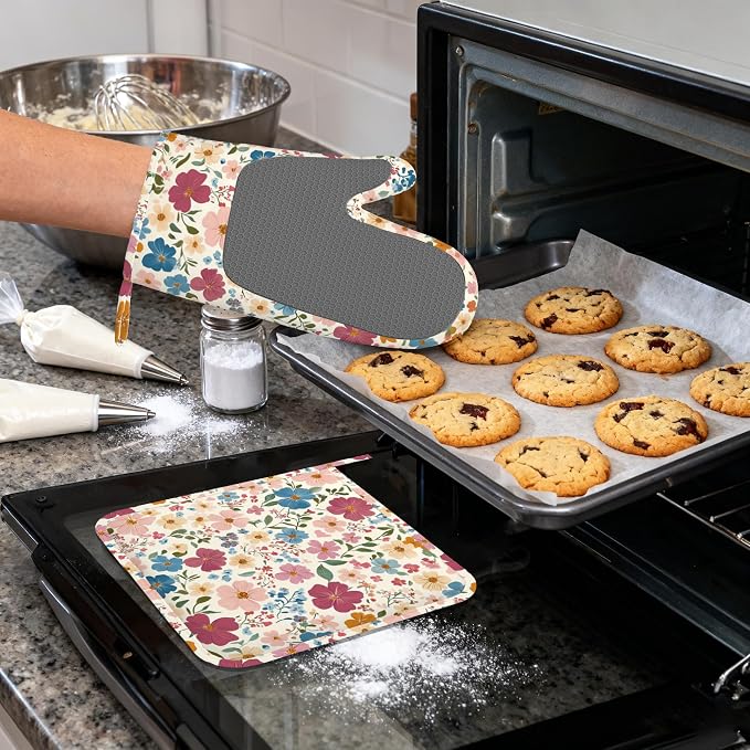 Wildflowers Floral Meadow Oven Mitts and Pot Holders (4PCS),Heat Resistant Non-Slip Silicone Kitchen Gloves for Cooking, Baking, BBQ Waterproof Kitchen Accessories