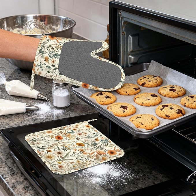 Vintage Flowers Silicone Oven Mitts and Pot Holders,Boho Heat-Resistant 4 Piece Kitchen Set Non-Slip Oven Gloves and Hot Pads for Cooking, Baking, Grilling,BBQ