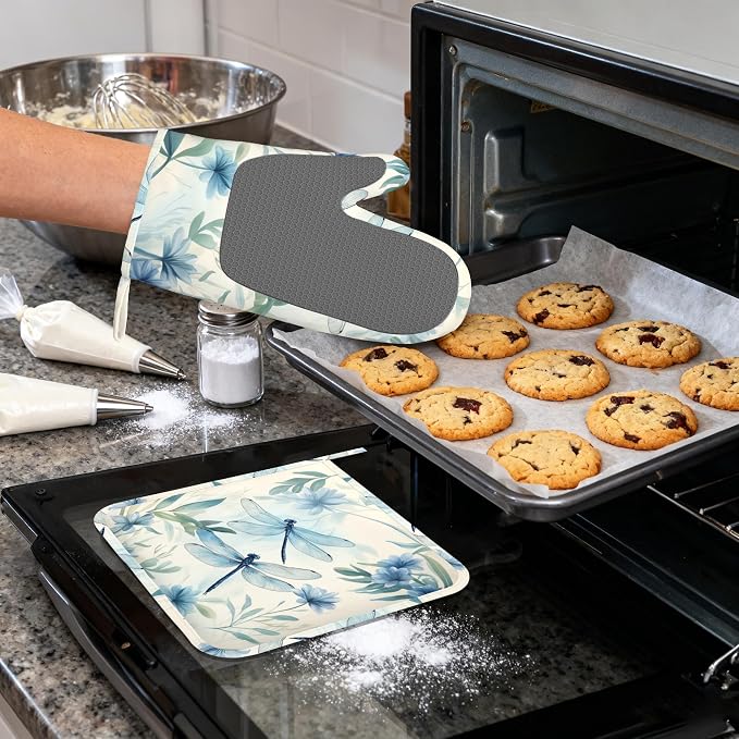 Vintage Dragonfly Silicone Oven Mitts and Pot Holders,Flower Plant Heat-Resistant 4 Piece Kitchen Set Non-Slip Oven Gloves and Hot Pads for Cooking, Baking, Grilling,BBQ