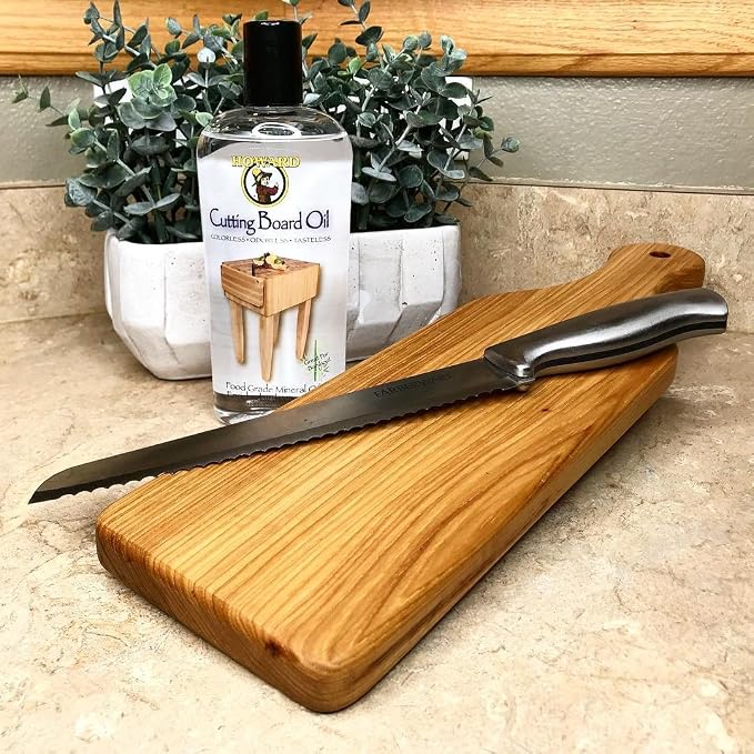 HOWARD Butcher Block Conditioner and Cutting Board Oil, Food Grade Conditioner and Oil, Great for Wooden Bowls and Utensils, Re hydrate your Cutting Blocks, 12 Fl Oz (Pack of 1)