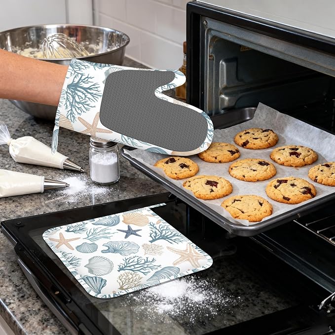 Starfish Coral Shells Ocean Silicone Oven Mitts and Pot Holders,Heat-Resistant 4 Piece Kitchen Set Non-Slip Oven Gloves and Hot Pads for Cooking, Baking, Grilling,BBQ