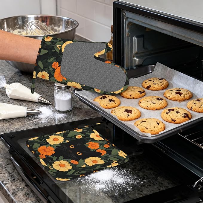 Black Cat Flowers Heat-Resistant Silicone Oven Mitts and Pot Holder 4 Piece Set,Non-Slip Kitchen Oven Gloves for Baking, BBQ, Cooking,Grilling