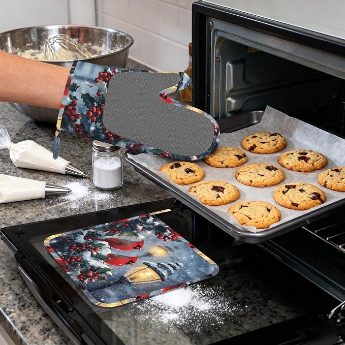 Christmas Berries Heat-Resistant Silicone Oven Mitts and Pot Holder 4 Piece Set,Cardinal Non-Slip Kitchen Oven Gloves for Baking, BBQ, Cooking,Grilling